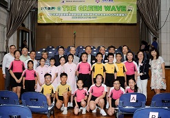  香港での式典には21 の学校と9団体が参加。盛り上がりを見せた